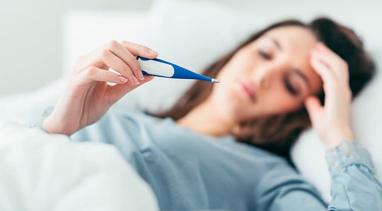 Fiebre inexplicada asociada a dolor localizado